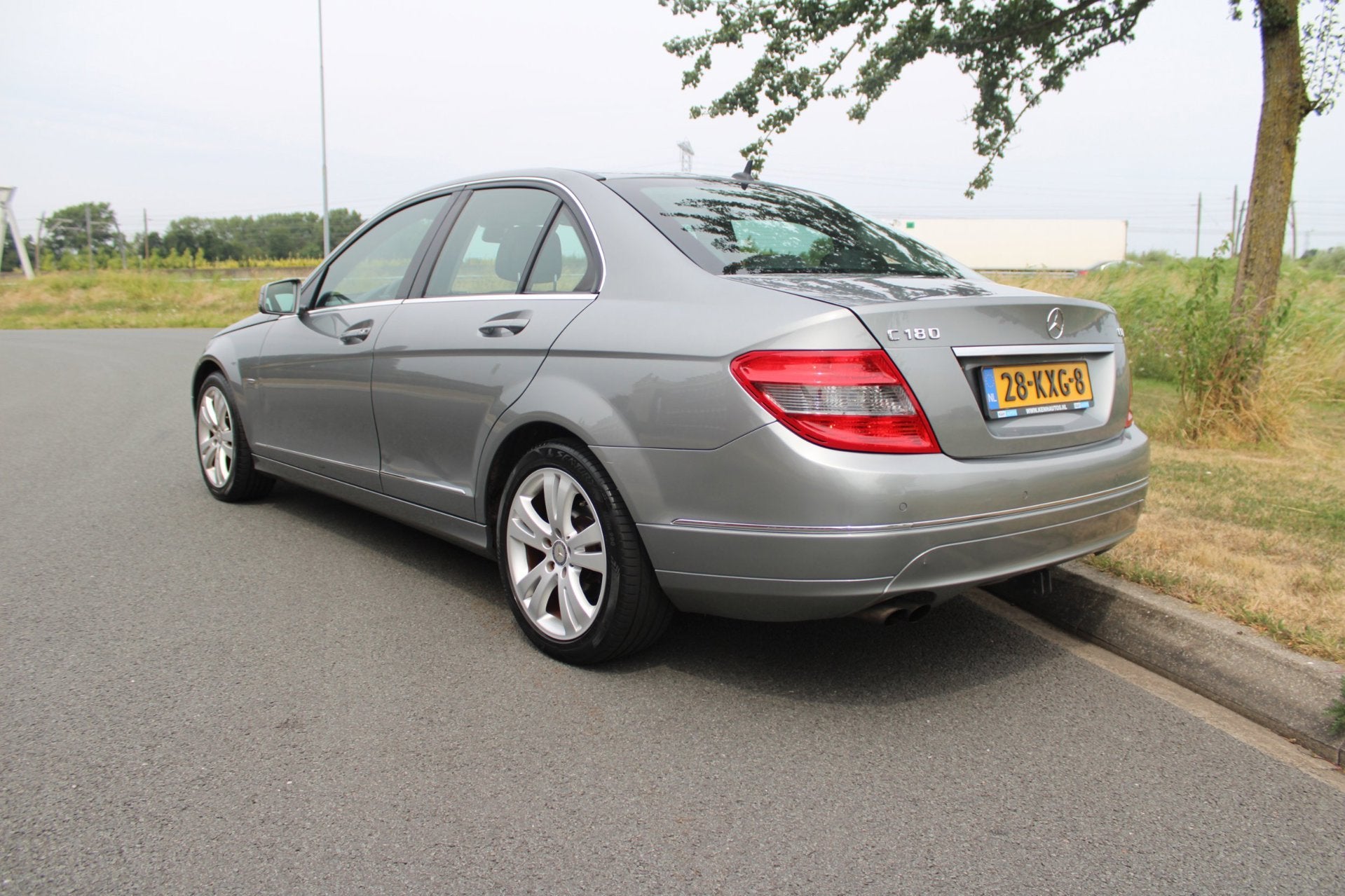 Mercedes-Benz C-klasse 180 CGI BlueEFFICIENCY Business Editi, Automaat, Achterwielaandrijving, Sedan, 1395 kg