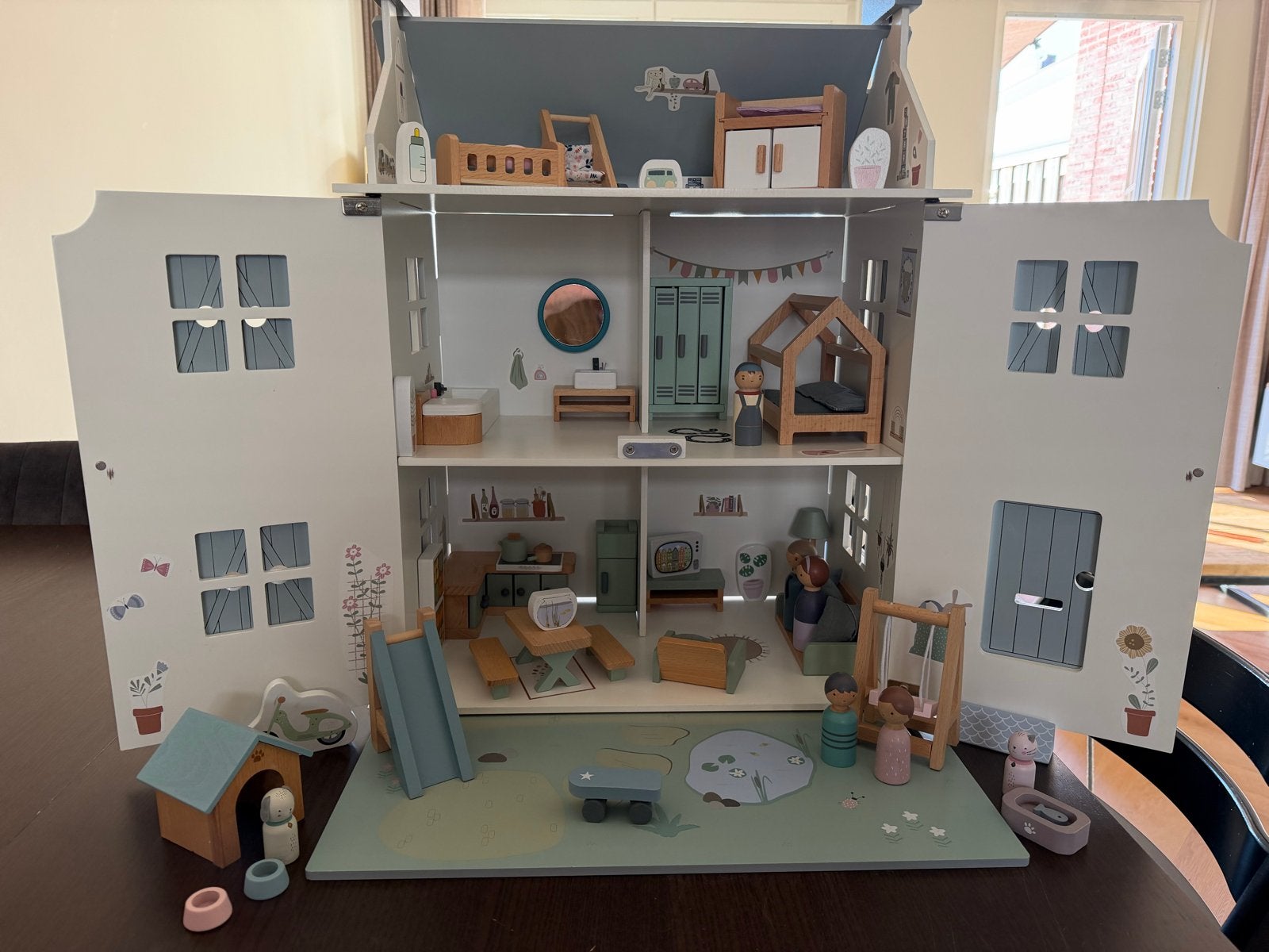 Houten poppenhuis little dutch met meubels en poppetjes, Kinderen en Baby's, Ophalen of Verzenden, Zo goed als nieuw, Poppenhuis