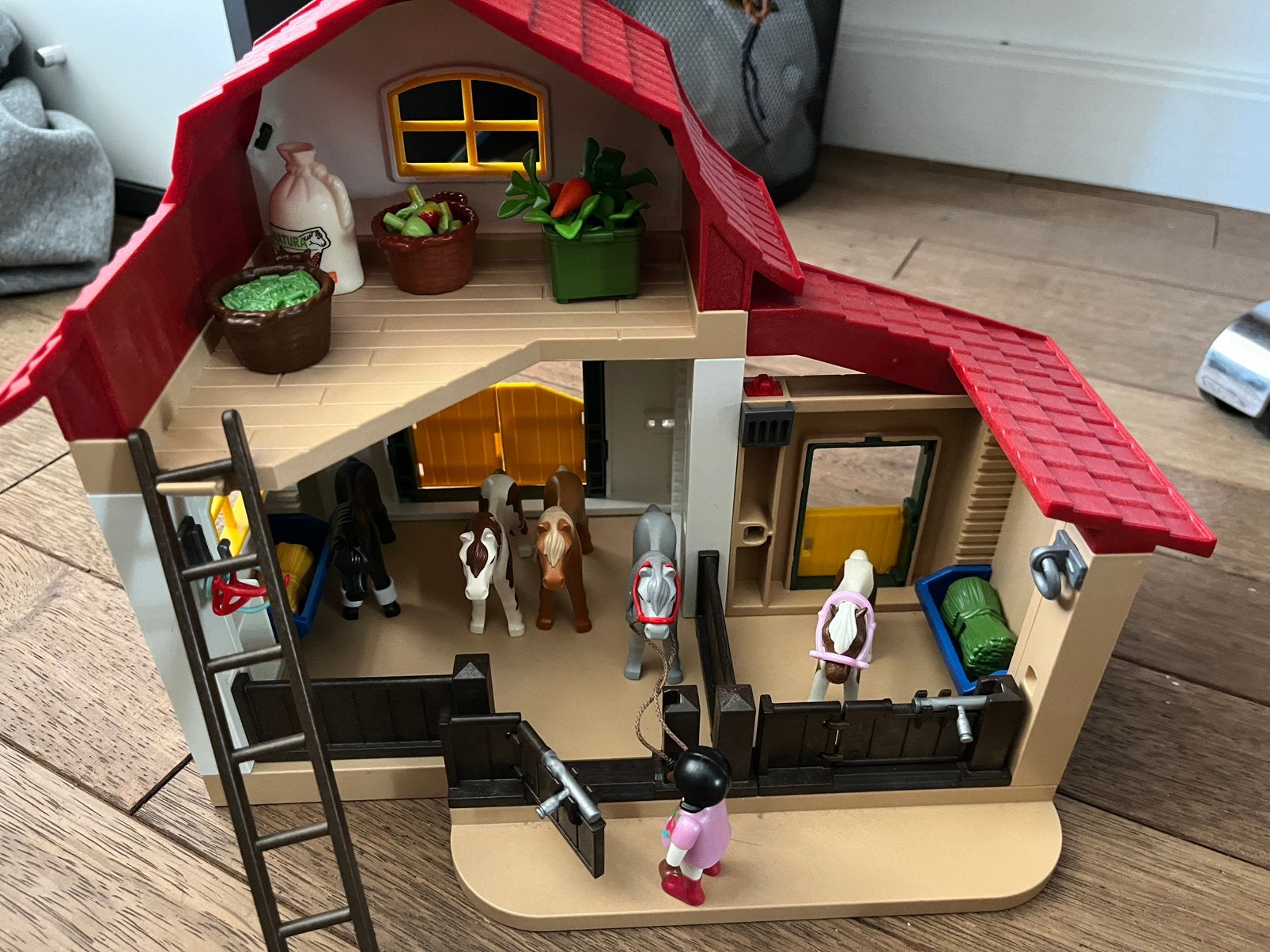 Playmobiel ponystal set, Ophalen, Zo goed als nieuw