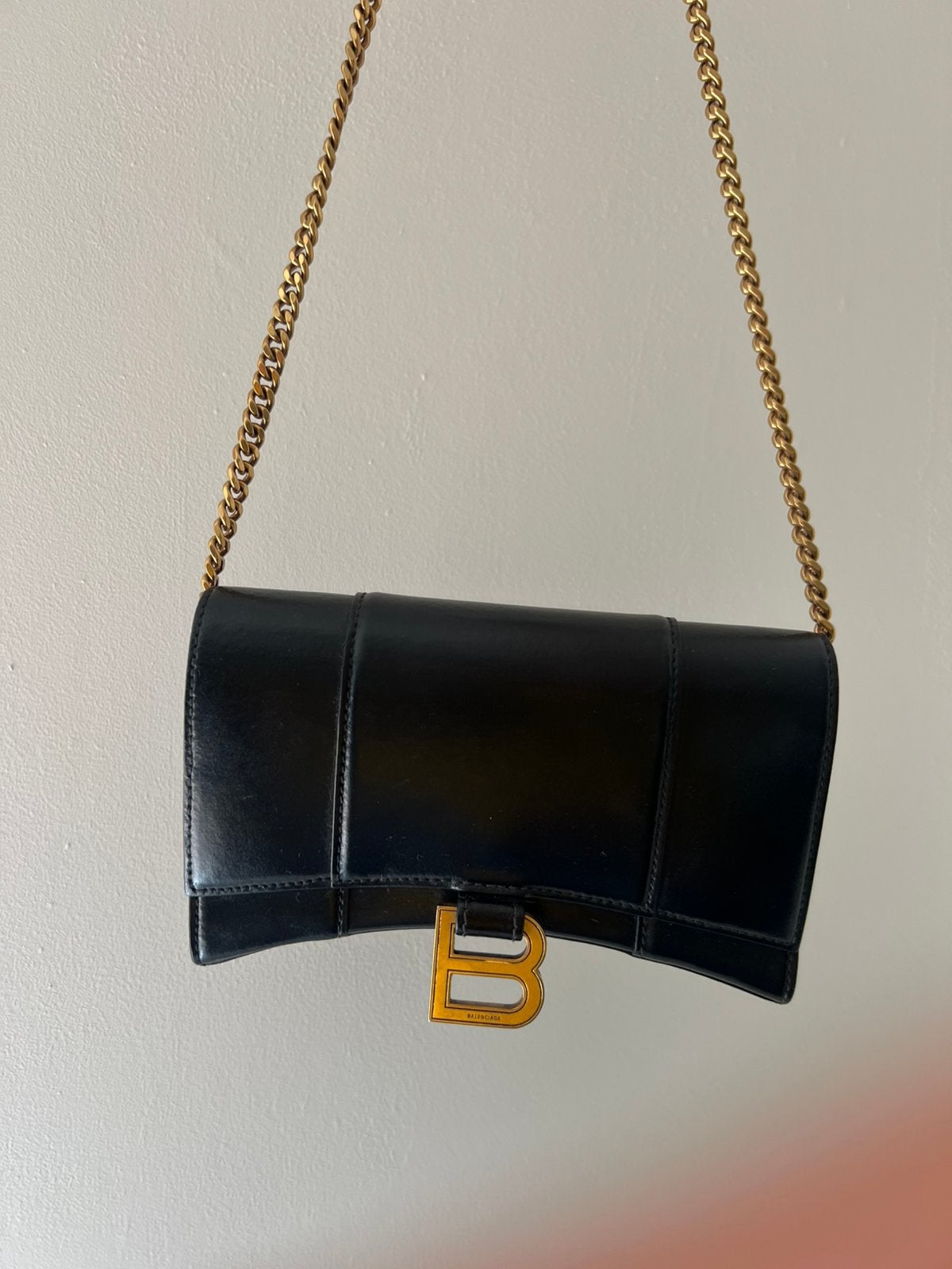 Balenciaga Hourglass Wallet on Chain, Sieraden, Tassen en Uiterlijk, Ophalen of Verzenden, Zo goed als nieuw, Zwart