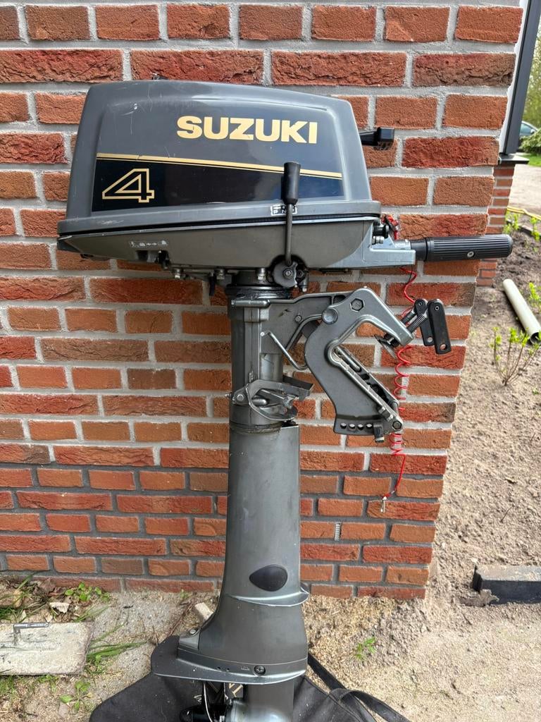 Suzuki langstaart 4 pk, Watersport en Boten, Ophalen, Zo goed als nieuw, Benzine