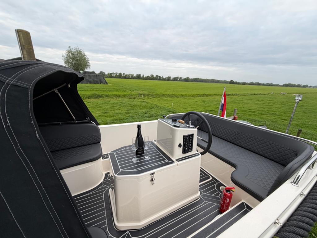 Primeur 570 Tender Diesel 27PK Audio, Teak, RVS evt. Trailer, Watersport en Boten, Ophalen, Tender, Gebruikt, Binnenboordmotor