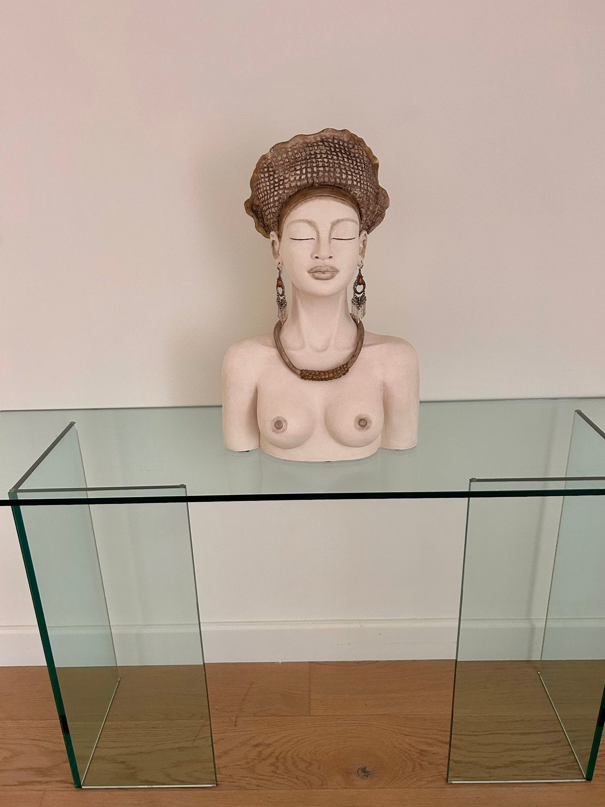 Design sidetable glas, Huis en Inrichting, Tafels | Sidetables, Ophalen, 100 tot 150 cm, Glas, Zo goed als nieuw