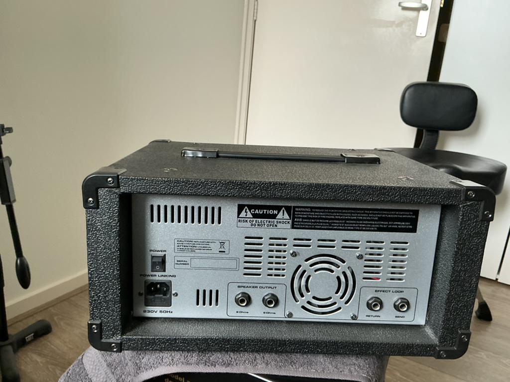 Geluids versterker, Ophalen of Verzenden, Zo goed als nieuw, Minder dan 50 watt