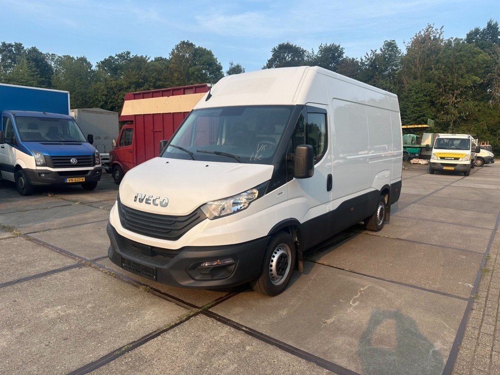 Iveco DAILY 35S16V L3H2, 2286 cc, Huisgarantie, Wit, Bedrijf