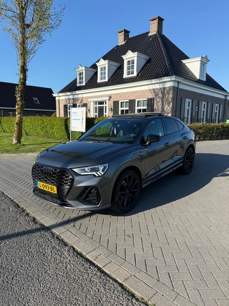 Audi Q3 35 Tfsi 150pk S Tronic 2020 Grijs, 4 cilinders, 1505 kg, Bedrijf, Hybride Elektrisch/Benzine