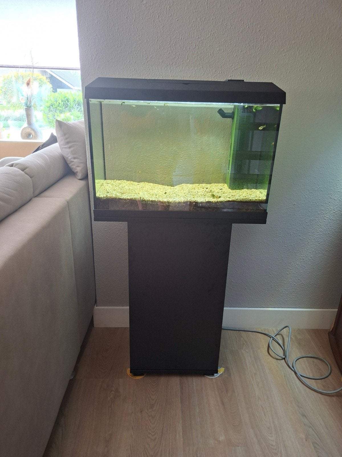 juwel primo aquarium 60cm incl. onderkast (zo goed als nieuw, Dieren en Toebehoren, Juwel, Ophalen, Inclusief deksel, Gevuld zoetwateraquarium