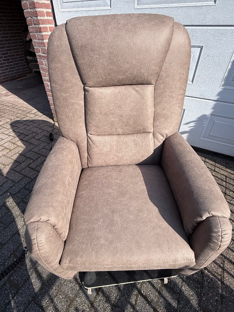 elektrische NIEUWE sta op / relax fauteuil, Ophalen, Minder dan 50 cm, Minder dan 75 cm, Neutraal