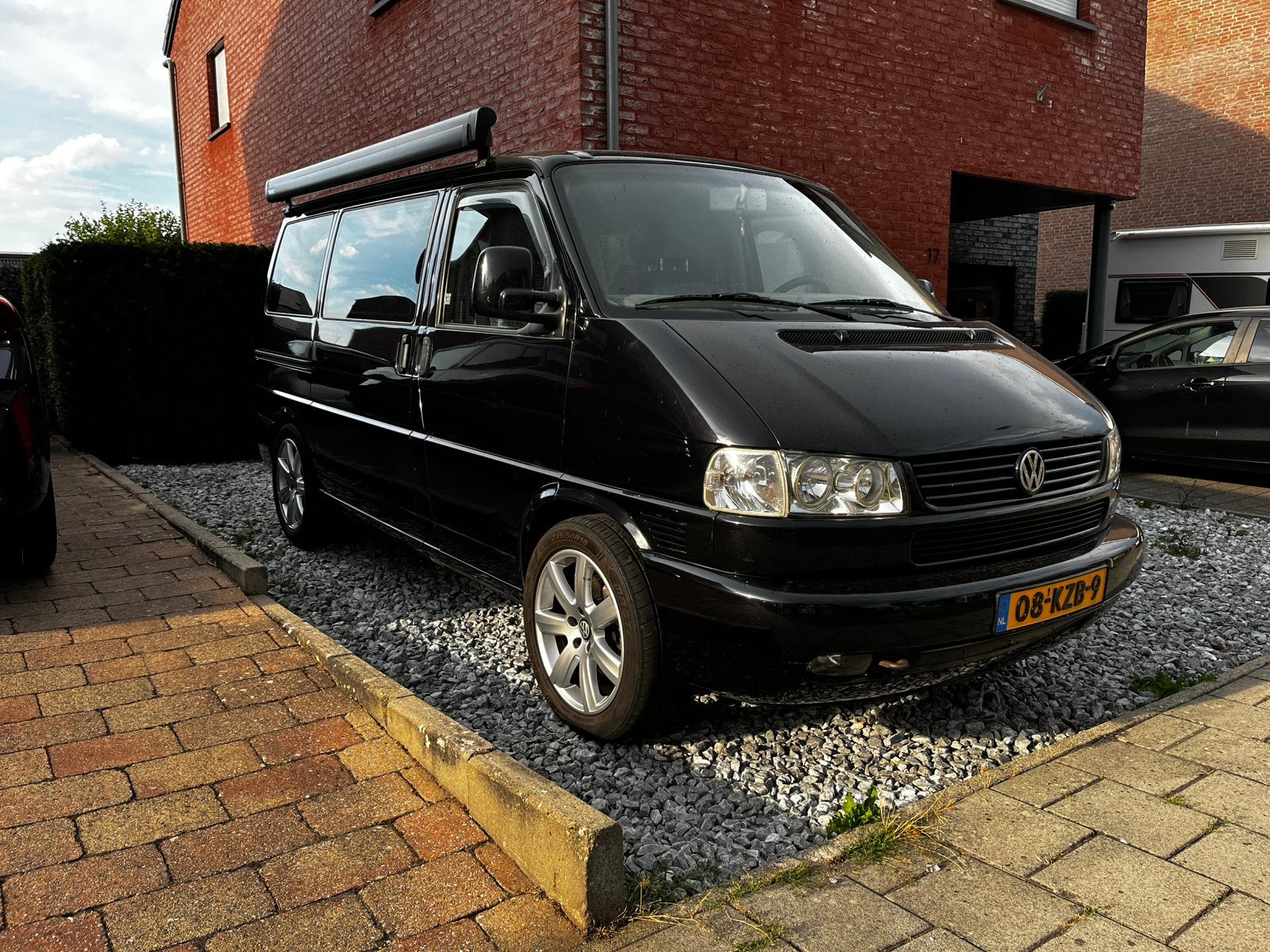 Volkswagen T4 camper-2.5 TDI-nieuwe motor,turbo,versnellingb, 7 stoelen, Zwart, Diesel, Particulier