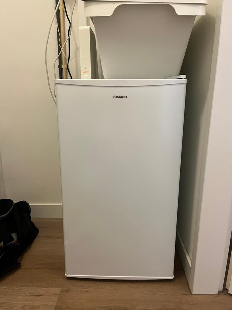 Vriezer Tomado, Ophalen, Zo goed als nieuw, Minder dan 60 cm, Minder dan 85 cm