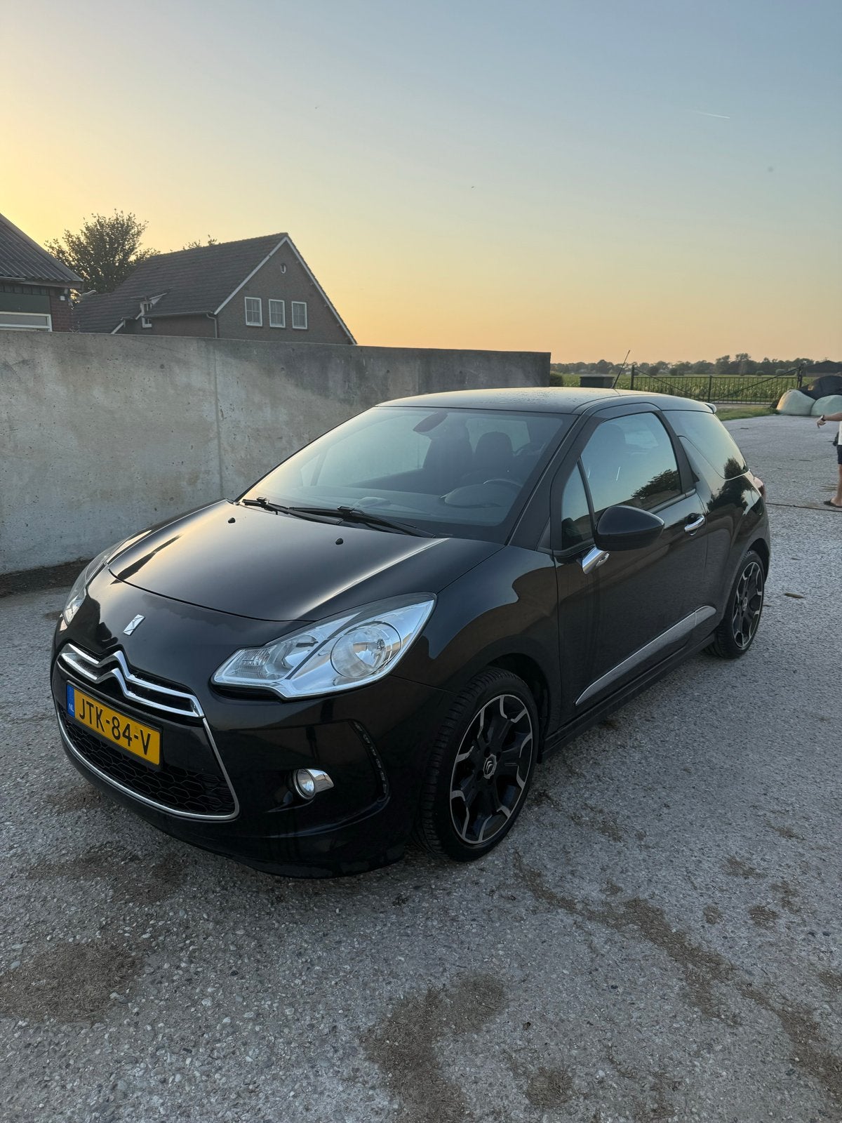 Citroën DS3 1.6 THP 2013 Zwart, Auto's, Citroën, Voorwielaandrijving, Zwart, Zwart, Handgeschakeld