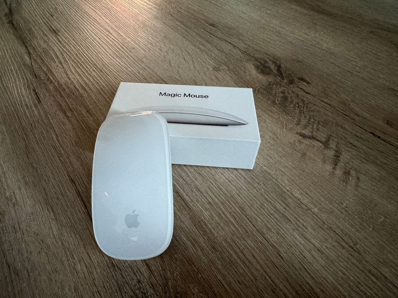 Apple Magic Mouse - Draadloze muis - A1296, Computers en Software, Muizen, Muis, Gebruikt, Ergonomisch, Rechtshandig