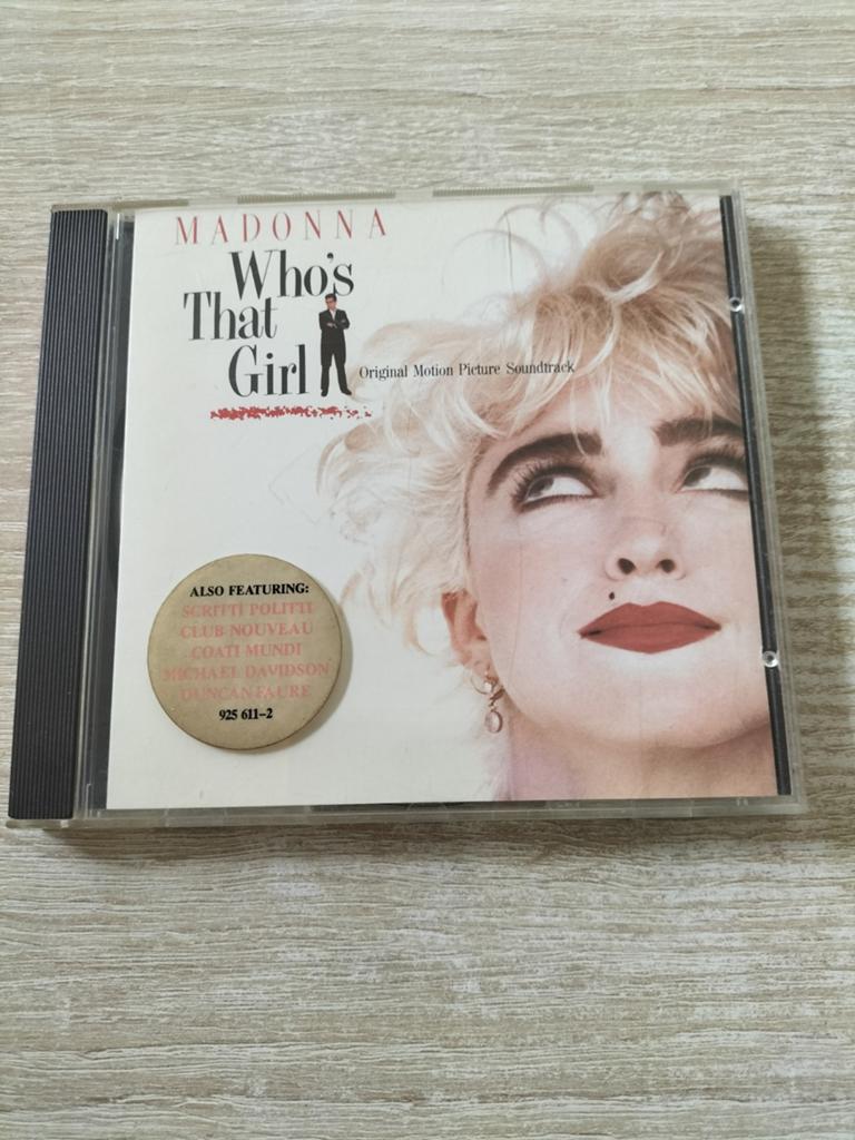 Who's that girl, Ophalen of Verzenden