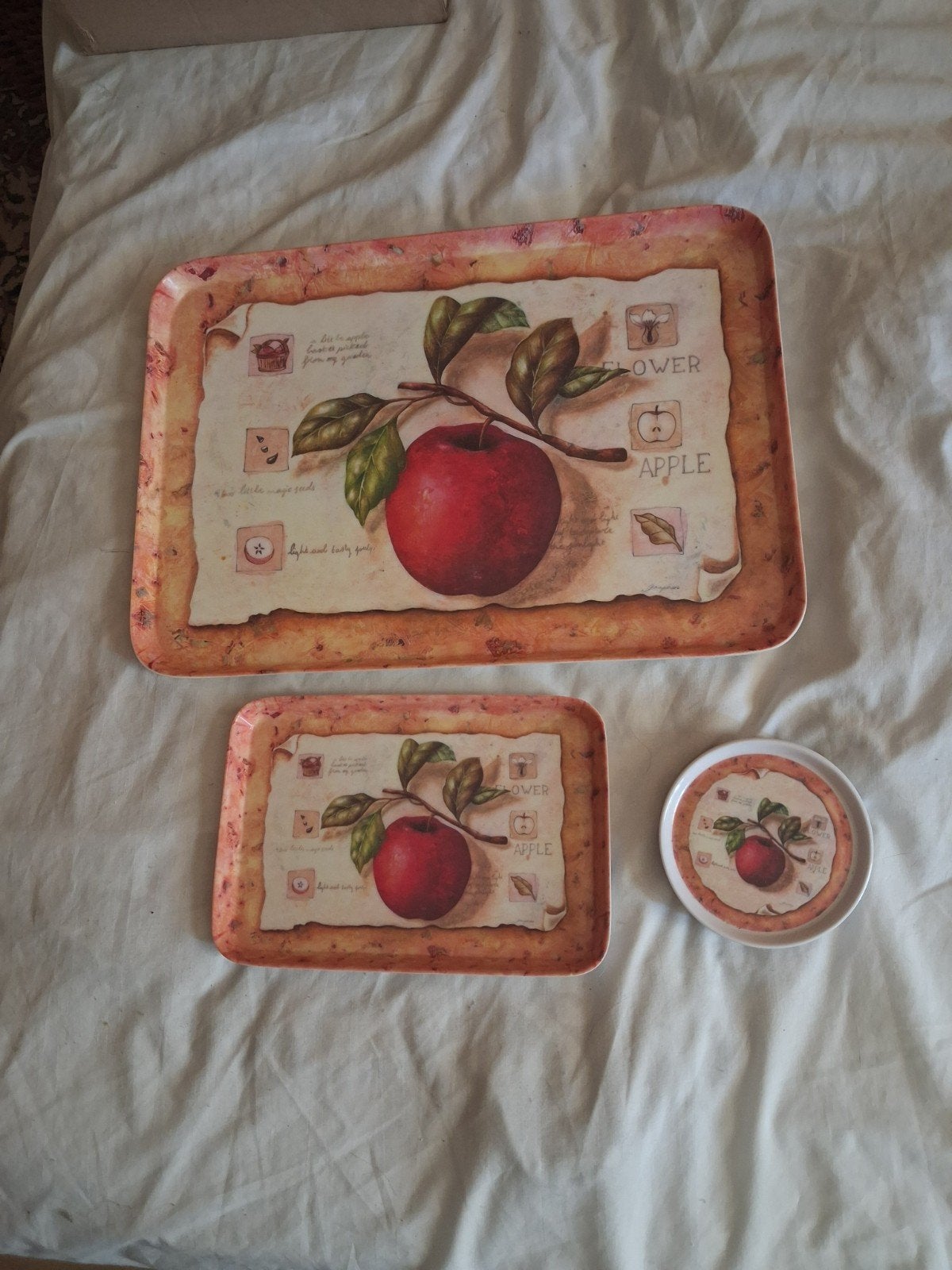 Set: 2 dienbladen en 4 onderzetters, Ophalen of Verzenden