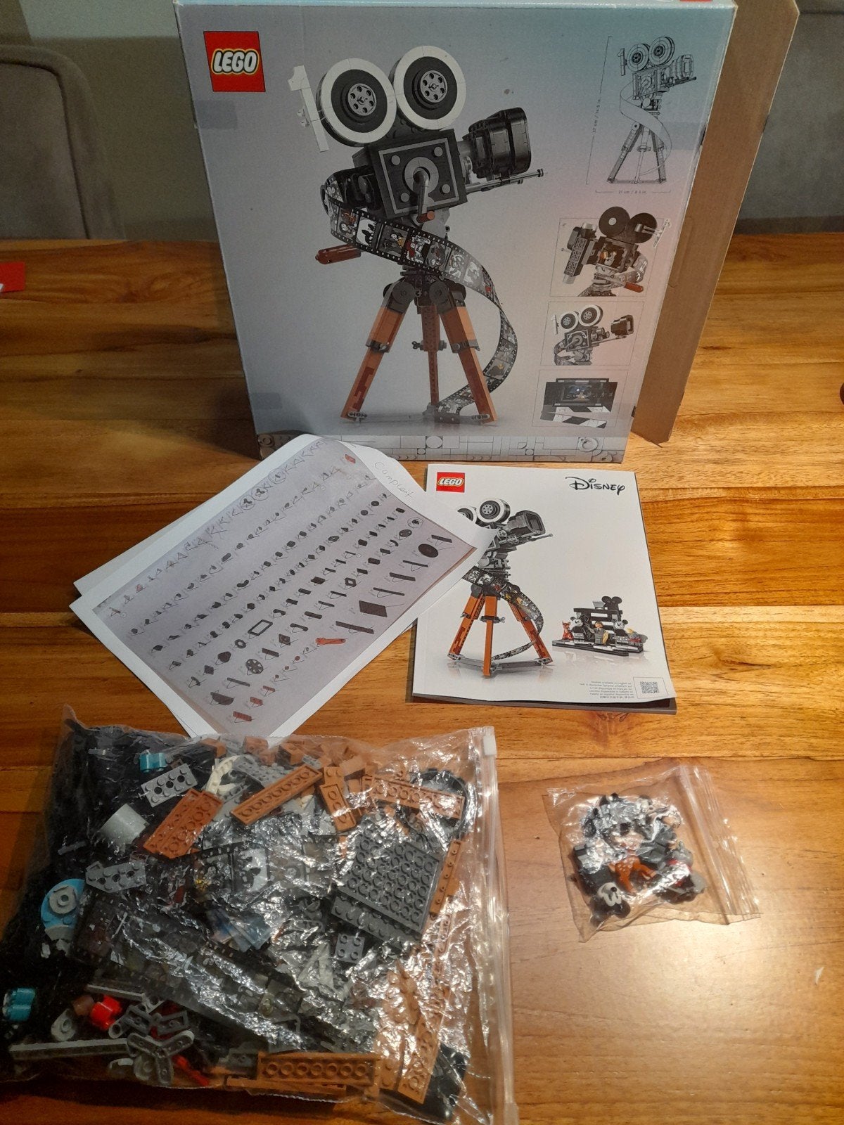 Lego Disney Camera 43230 - Zo goed als nieuw, Kinderen en Baby's, Inclusief instructies, Lego, Ophalen of Verzenden, Zo goed als nieuw