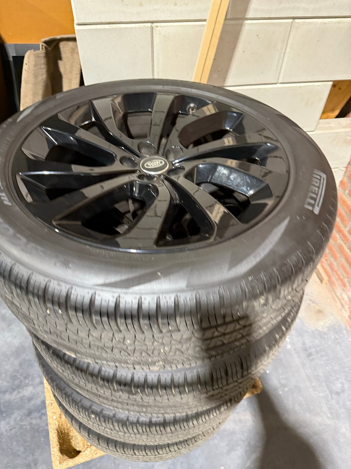 Land rover Discovery sport Pirelli Scorpion Zero banden, Auto-onderdelen, Remmen en Aandrijving, Ophalen, Gebruikt, Land Rover
