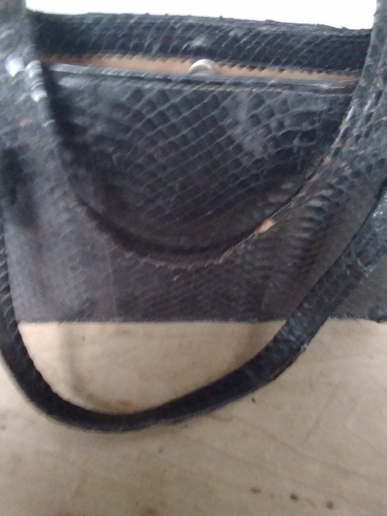 Antieke handtas in slangen leder, Verzenden