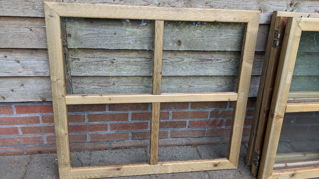 7 houten ramen enkel glas met roedeverdeling, Ophalen, Gevelraam of Ruit, Gebruikt, 80 tot 120 cm