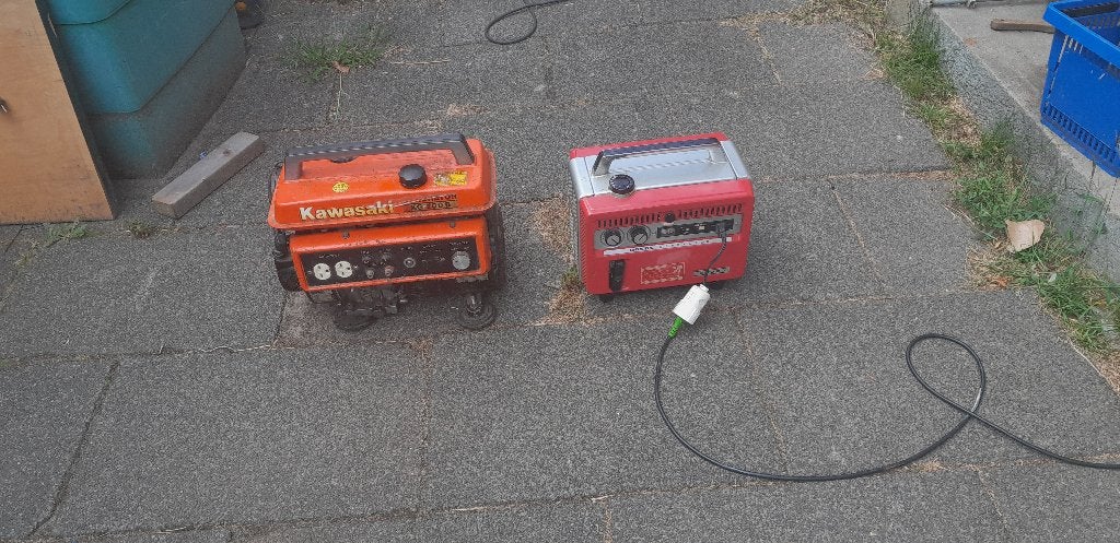 kawasaki en Honda agregaat, Doe-het-zelf en Verbouw, Aggregaten, Ophalen, Zo goed als nieuw, Minder dan 5 kVA, Benzine