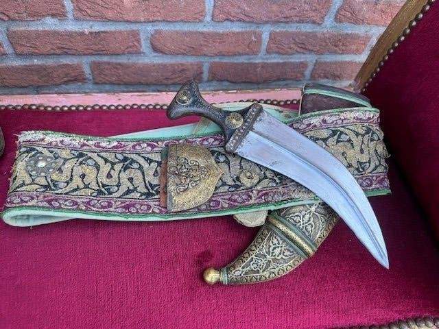 oude Oosterse Khandjar/Omani dagger/dolk/ Jambiya, Verzamelen, Ophalen of Verzenden, Overige soorten, Overige gebieden, Mes of Dolk