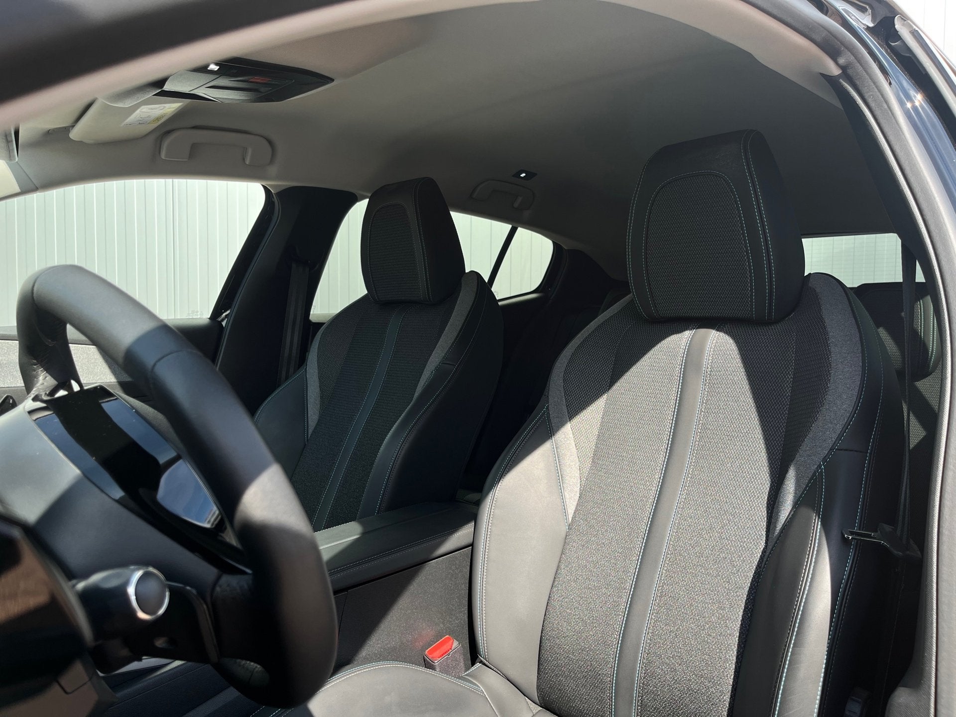 Peugeot 408 1.2 Hybrid 145 e-DCS6 Allure | Achteruitrijcamer, Auto's, 136 pk, Gebruikt, 1199 cc, Met garantie (alle)