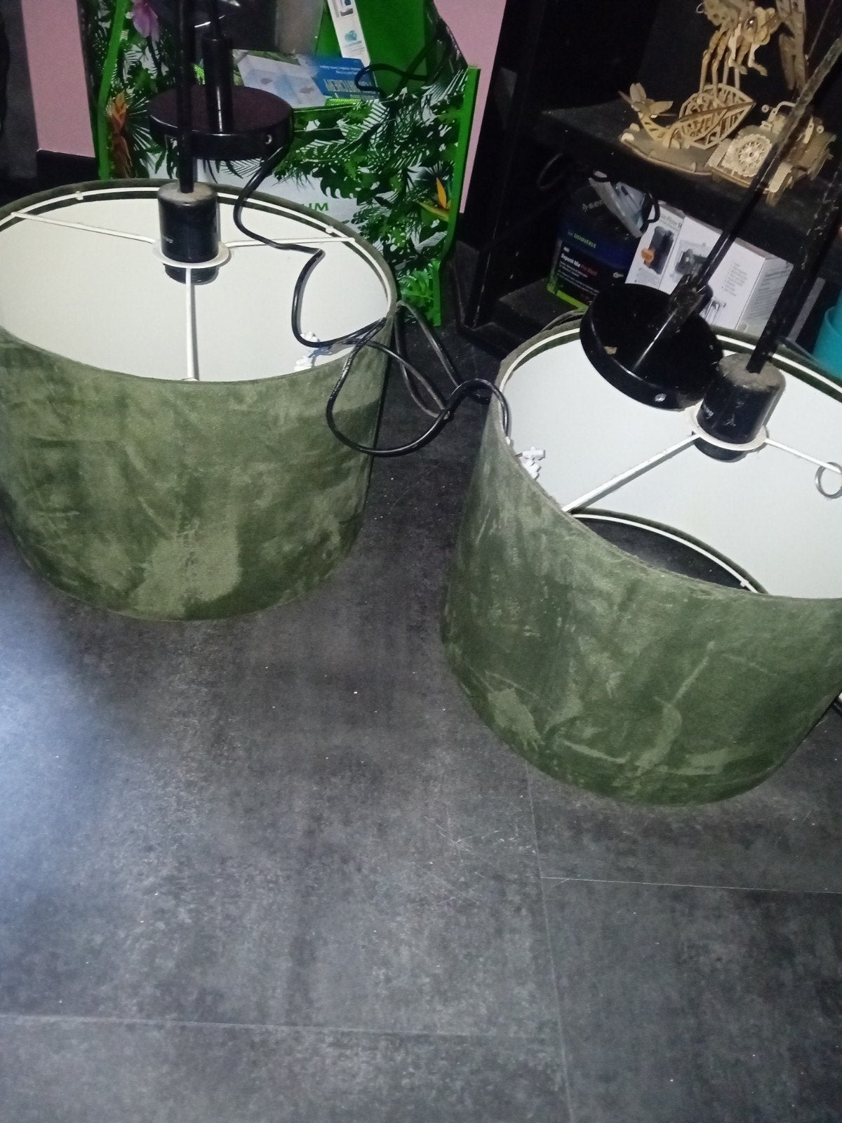 2x Jade Groene Hanglampen - 35cm Diameter, Ophalen, Gebruikt, Metaal, Modern, Fluweel, Jade Groen