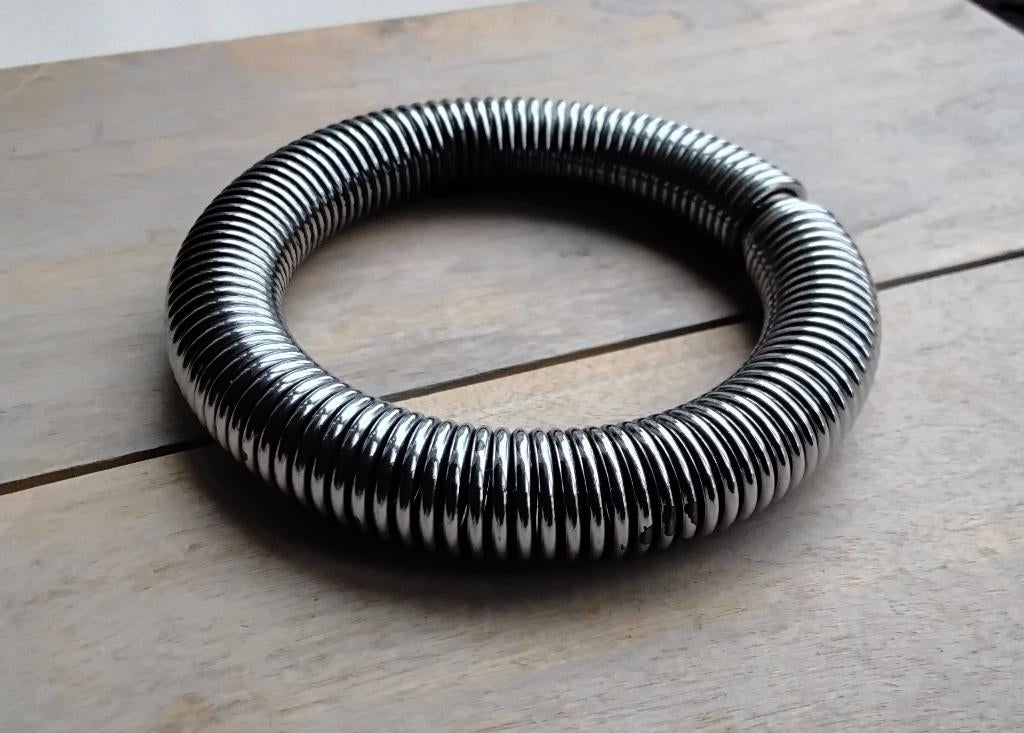 Vintage - aparte metalen armband - jaren 80, Sieraden, Tassen en Uiterlijk, Armbanden, Ophalen of Verzenden, Gebruikt, Zilver