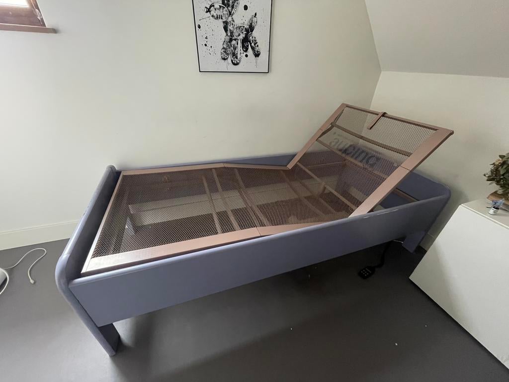 Auping bed met elektrisch verstelbare bodem, Ophalen, 90 cm, Eenpersoons, Zo goed als nieuw
