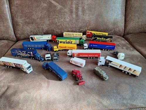 Verzameling van diverse miniatuur vrachtwagens, Ophalen of Verzenden, Gebruikt, Bus of Vrachtwagen