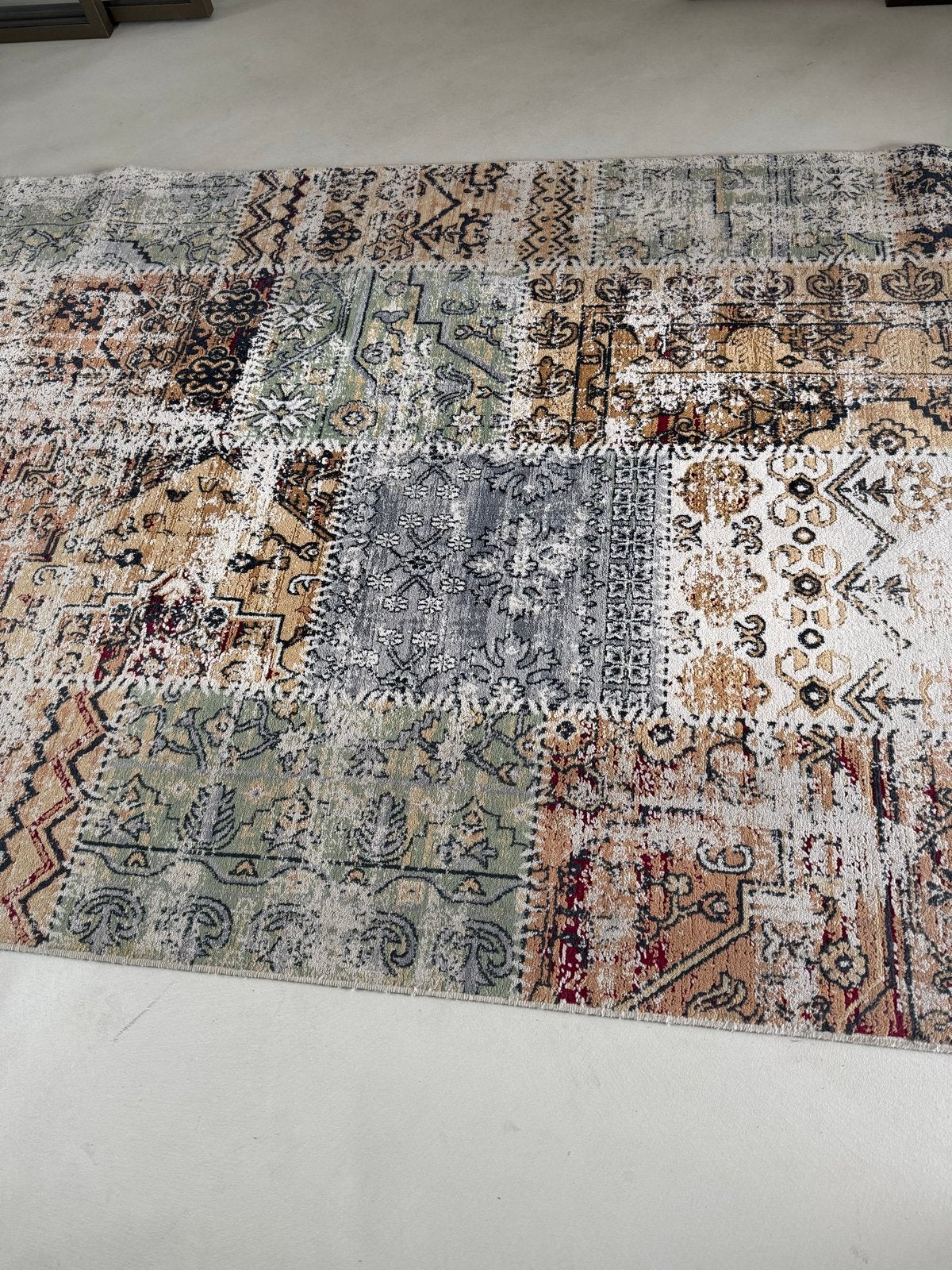 Patchwork Vloerkleed 230x160 cm - Modern Design, Huis en Inrichting, Stoffering | Tapijten en Kleden, Ophalen, Gebruikt, Beige