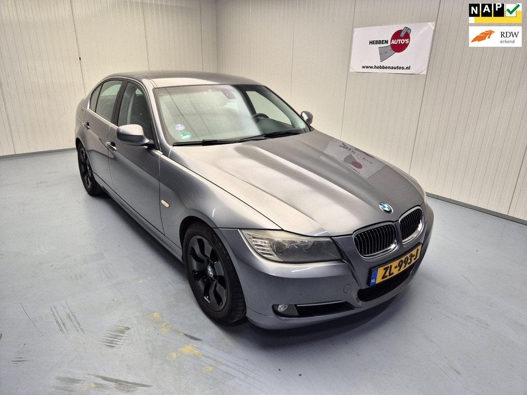 BMW 3-serie 318i Luxury Line Airco Ecc Alu Velgen Pdc, Auto's, BMW, Euro 5, Zwart, Parkeersensor, Bedrijf