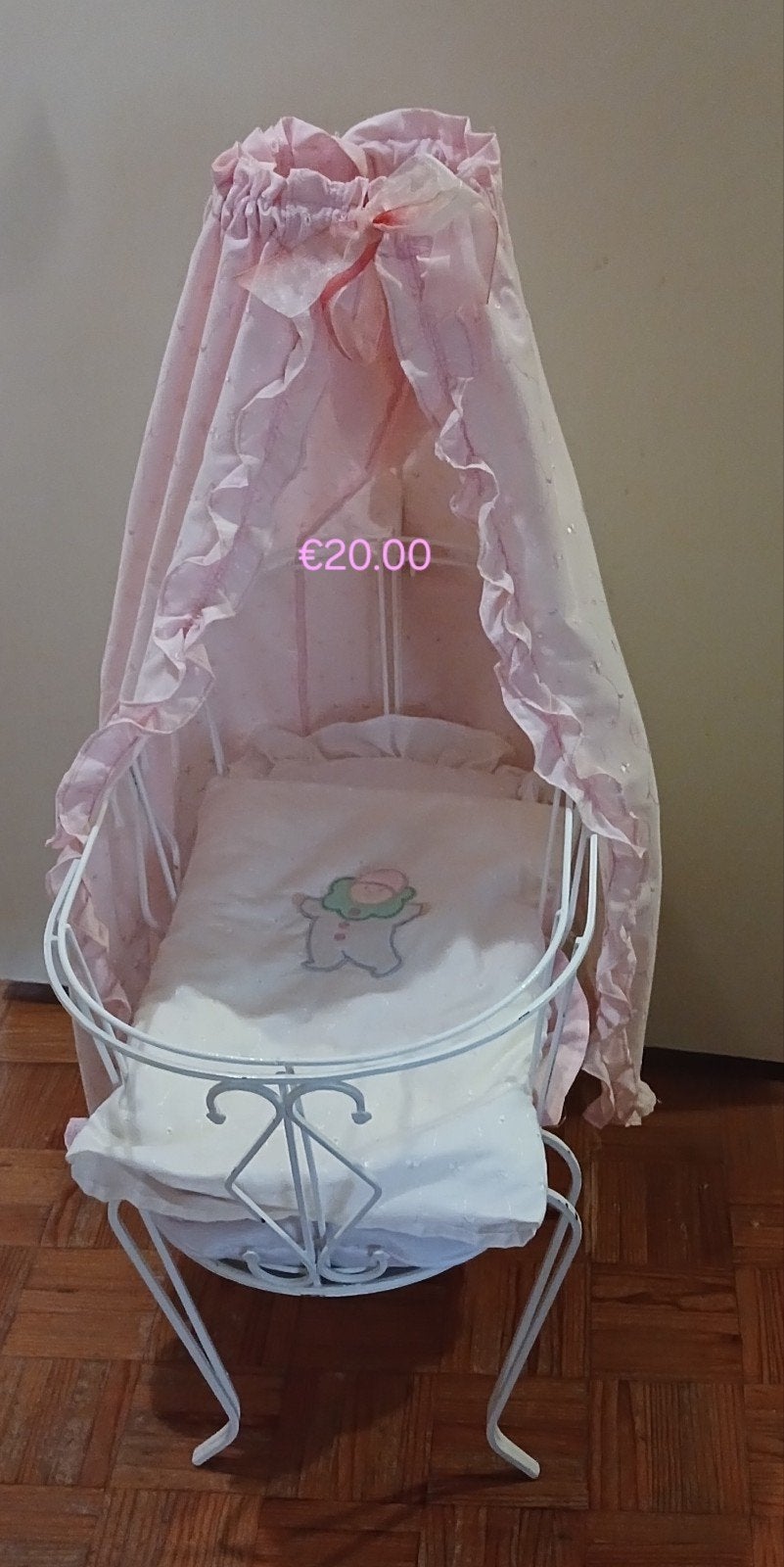 Poppenwiegje met Broderie Hemeltje 

Incl. ma, Ophalen, Zo goed als nieuw, Overige typen