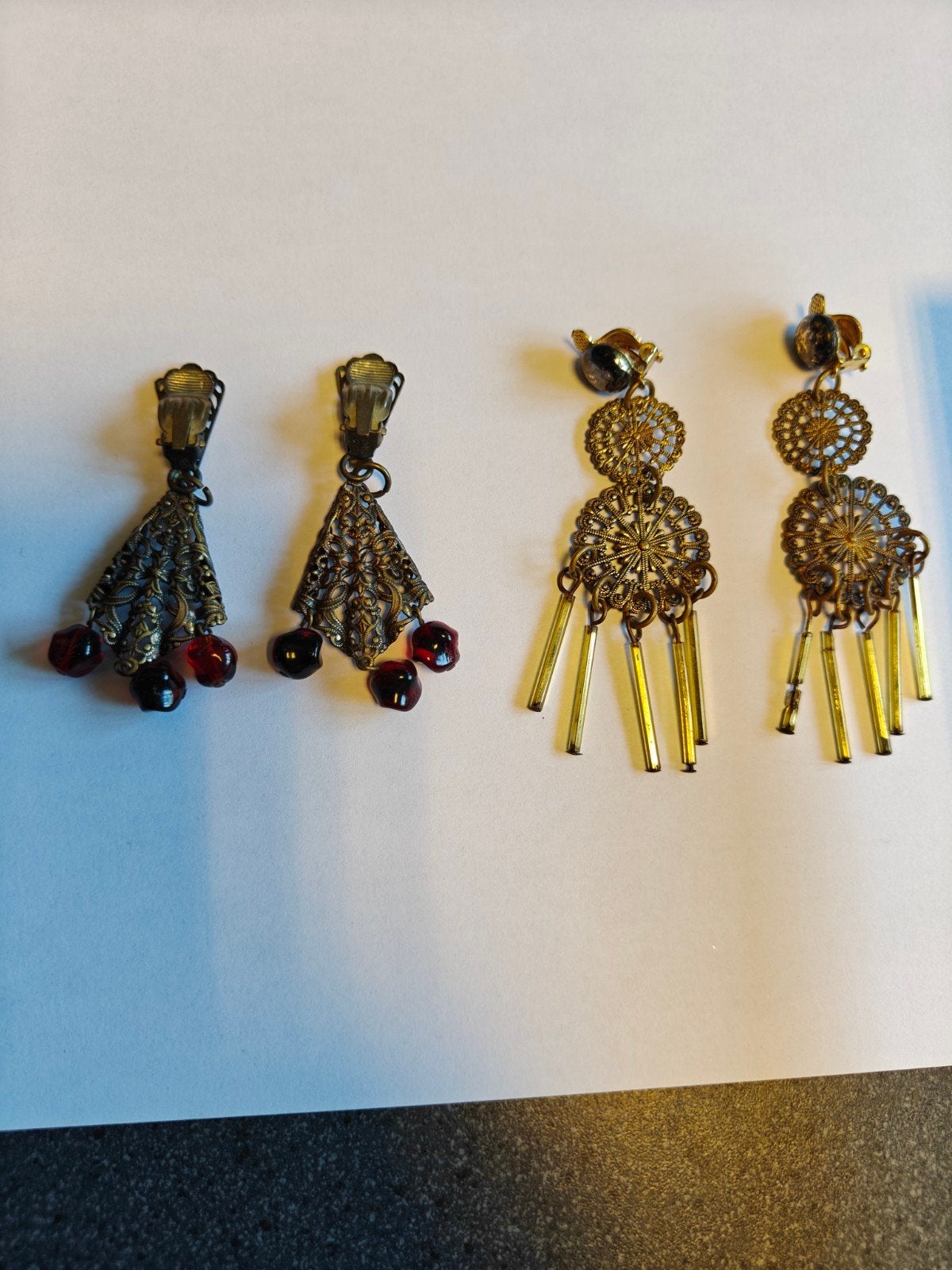 2 Paar Oude Vintage Oorbellen in mooie staat verkerend, Antiek en Kunst, Ophalen of Verzenden, Dames