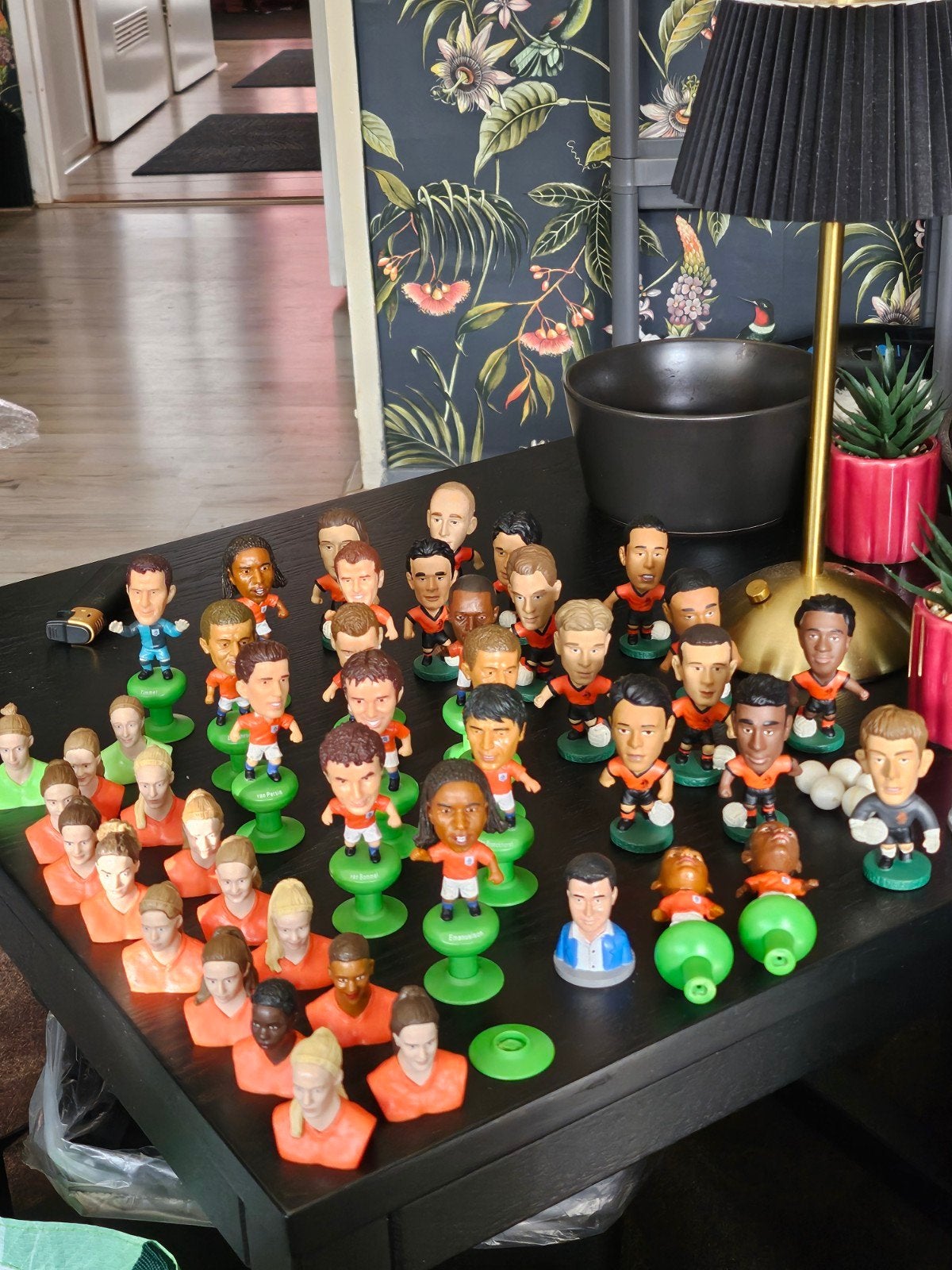 Grote partij nostalgische voetbal & Oranje-verzamelpoppetjes, Ophalen of Verzenden, Gebruikt