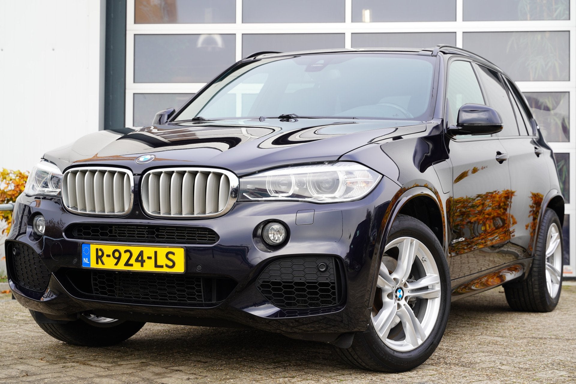 BMW X5 xDrive40e iPerformance High Executive 358pk | M Sport, Dealer onderhouden, Gebruikt, 4 cilinders, Zwart