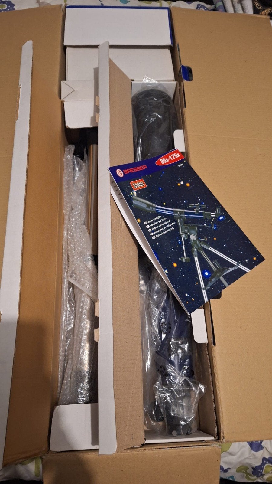 Foto 2 van Fijne hobby Astronomie. Parallactische refractor 70/700 comp