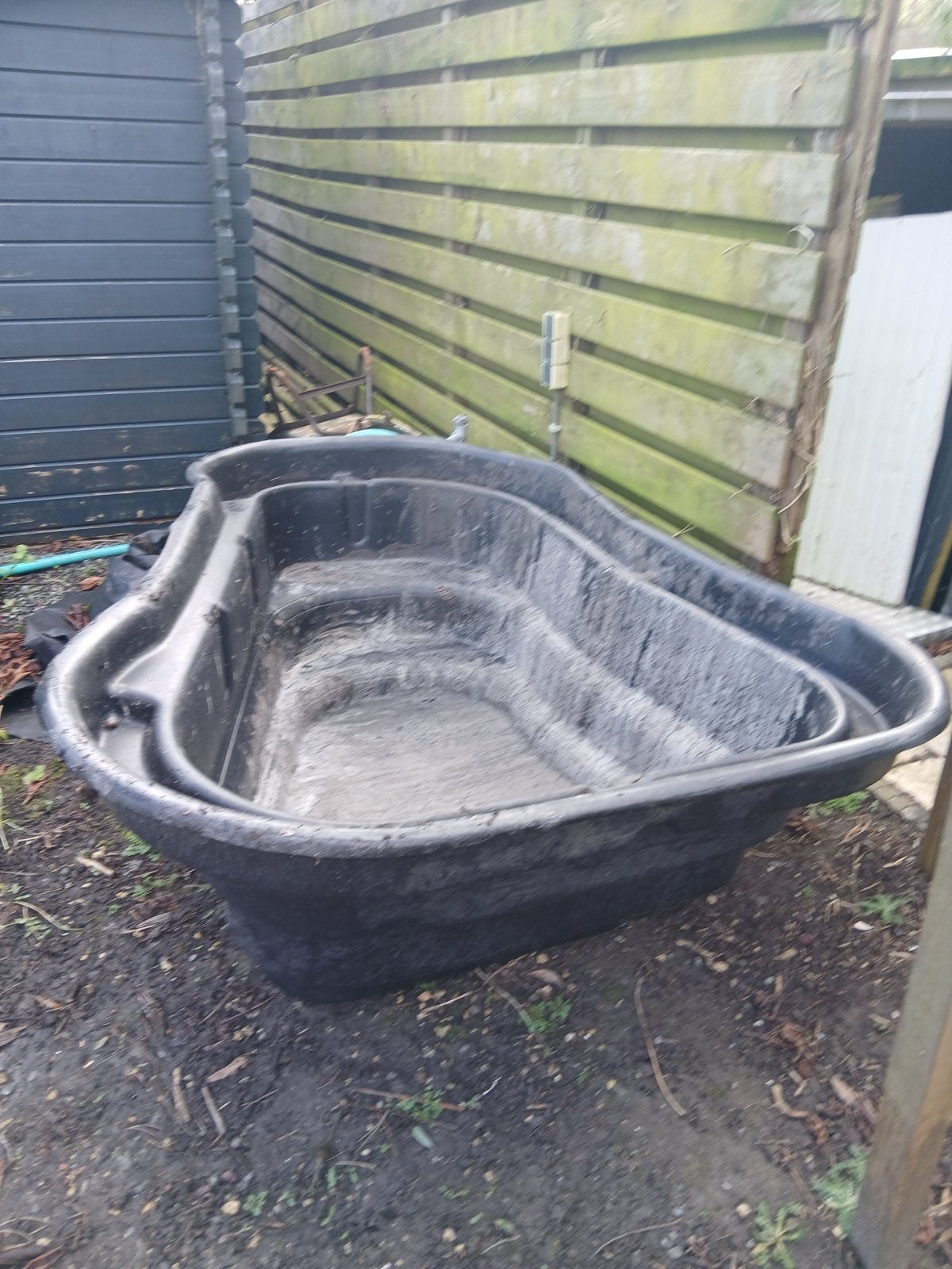 Grote Vijverbak - Gebruikt mag weg voor leuk prijsje, Ophalen, Gebruikt