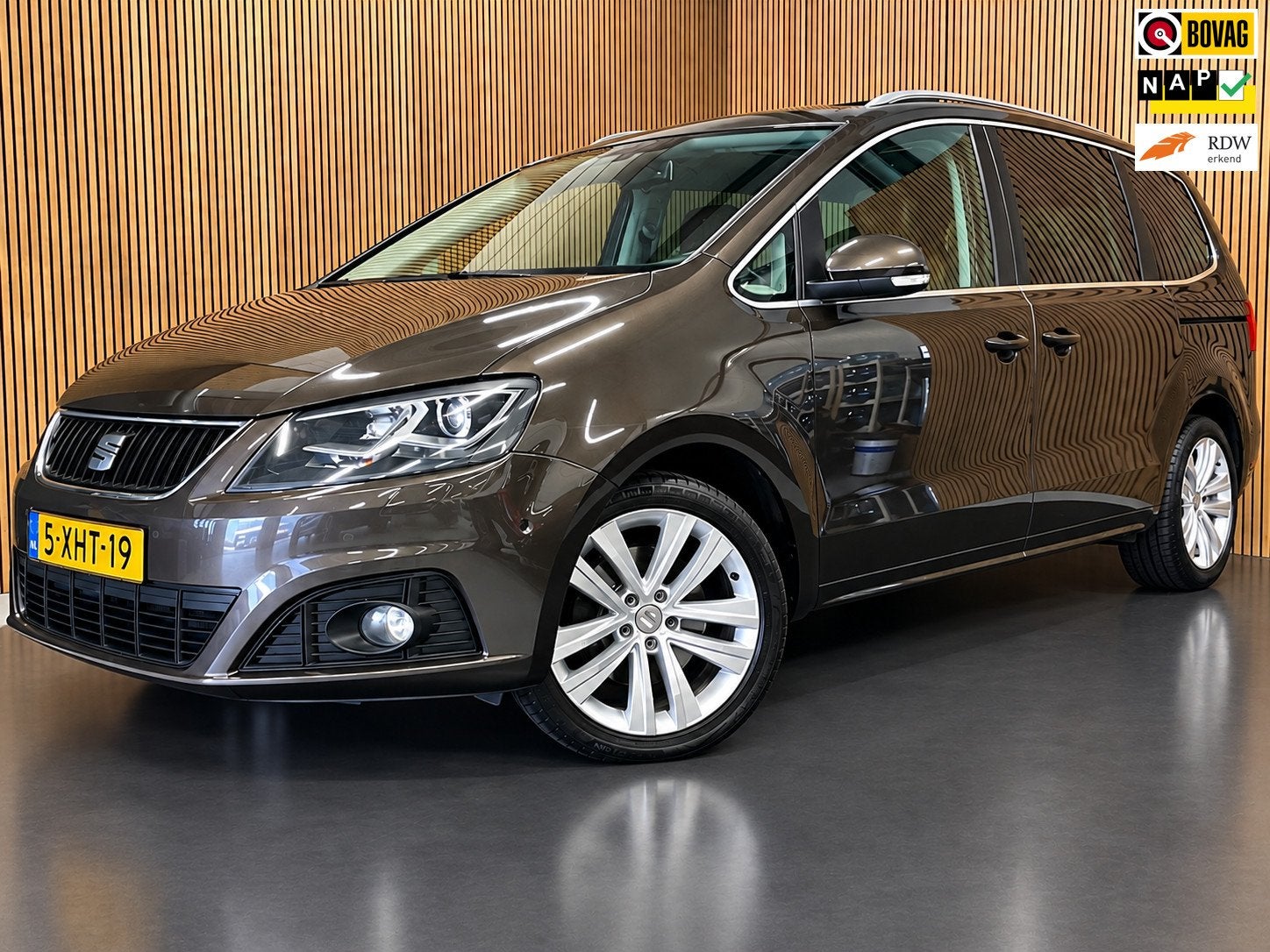 Seat Alhambra 1.4 TSI|7-PERSOONS|AUTOMAAT|LEDER|PANO|STOELVE, Euro 5, Automatische klimaatregeling, 4 cilinders, 7 stoelen
