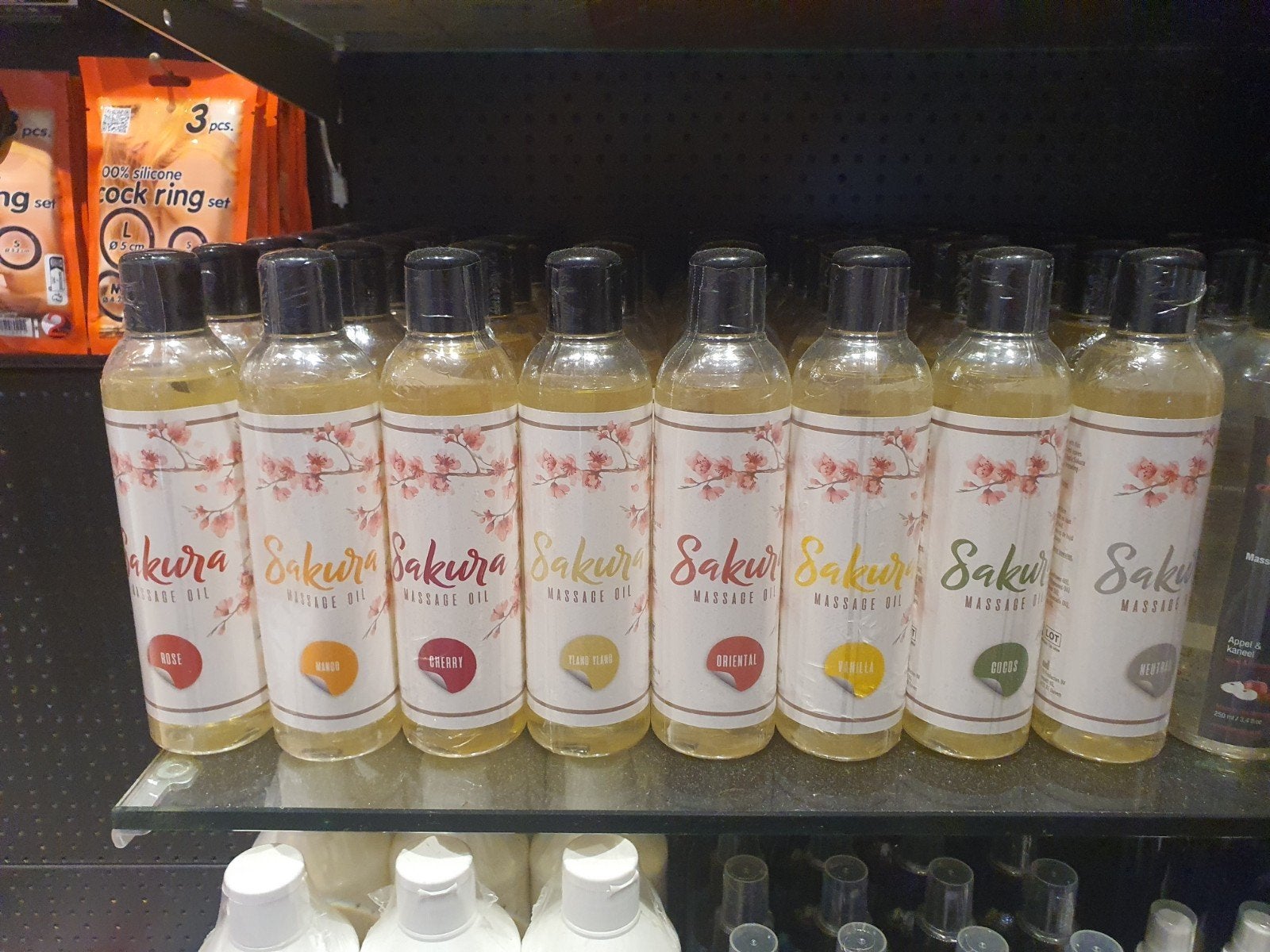 Sakura Massage Olie - Diverse Geuren, Ophalen of Verzenden, Nieuw, Olie of Lotion