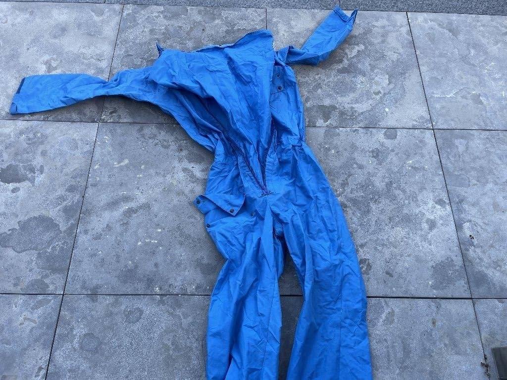 Te koop: lichtblauwe Helly Hansen (ladies medium size), Watersport en Boten, Gebruikt, Helly Hansen, Ophalen of Verzenden, Zeilpak