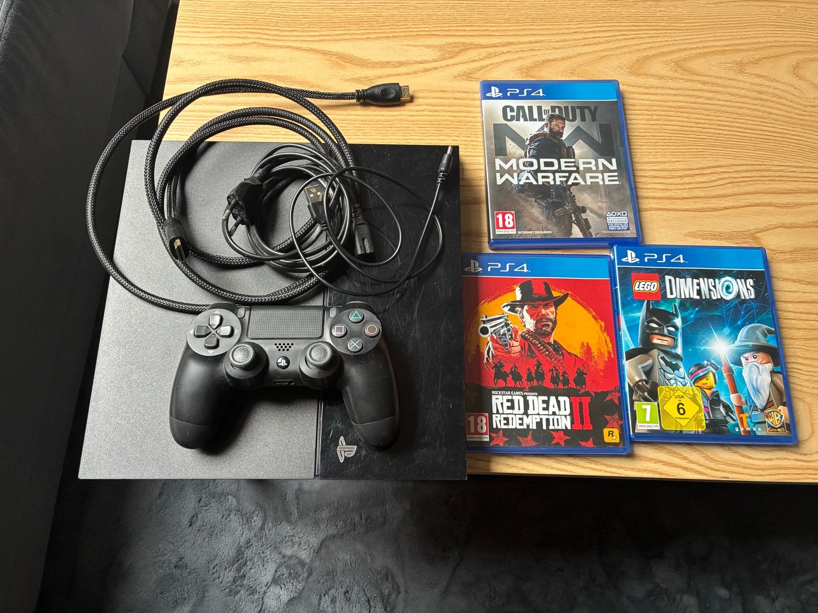 PlayStation 4 met 4 games en 1 controller, Ophalen of Verzenden, Met 1 controller, Original, 500 GB