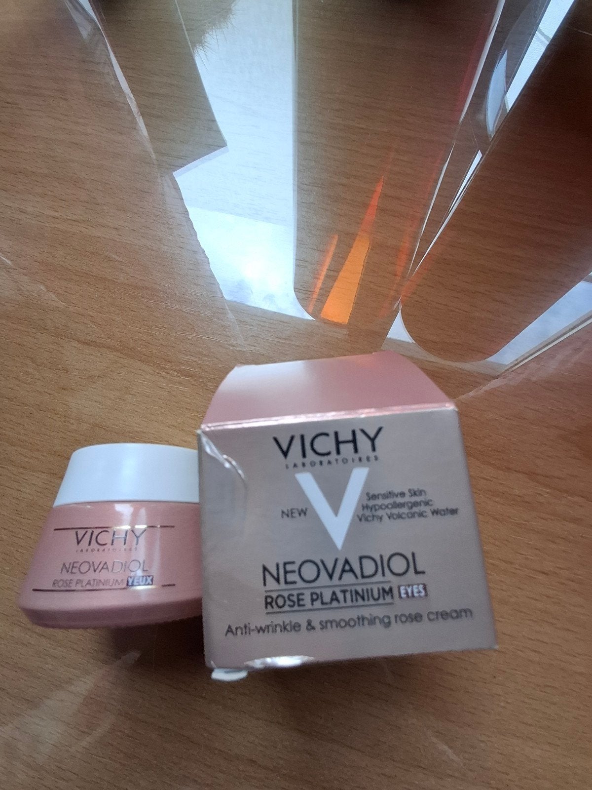Vichy Neovadiol Rose Platinium Oogcrème - Nieuw, Verzenden, Nieuw, Ogen, Verzorging