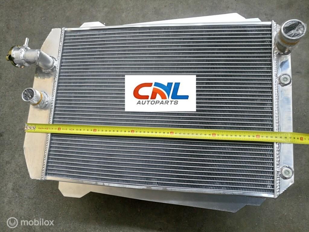 Radiateur CHEVY HOT/STREET ROD 350 V8 W/TRANNY COOLER AUTO, Auto-onderdelen, Motor en Toebehoren, Nieuw, Ophalen of Verzenden