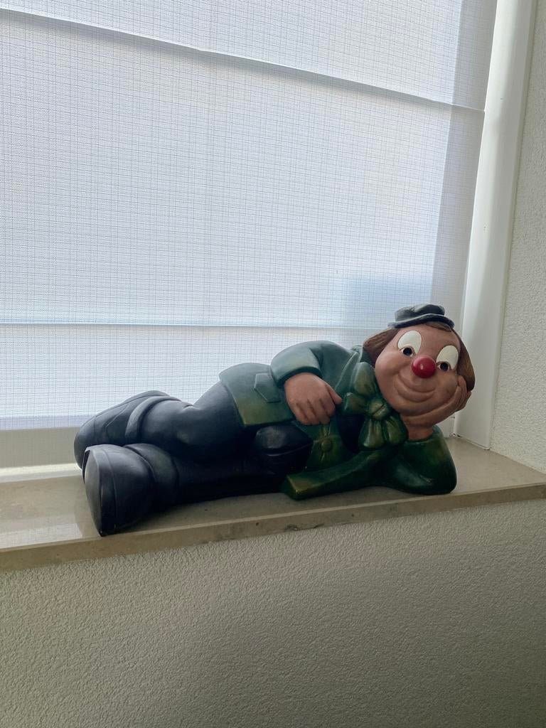 Liggende clown beeld - Vrolijke decoratie, Ophalen of Verzenden, Zo goed als nieuw