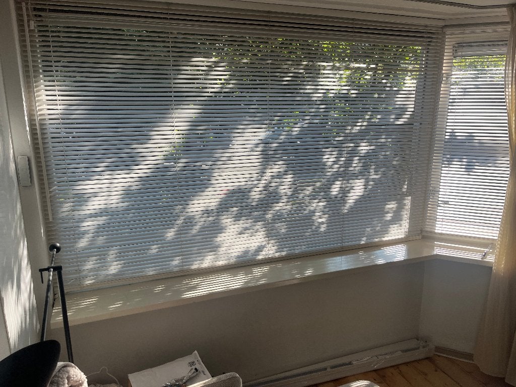 Witte houten jaloezieën (236 cm en 65 cm breed), Huis en Inrichting, Stoffering | Gordijnen en Lamellen, Ophalen, Jaloezie, Gebruikt