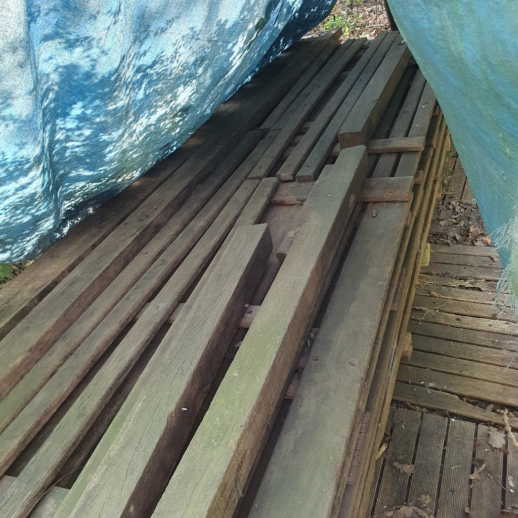 Partij balken en planken hardhout, Doe-het-zelf en Verbouw, Ophalen, Gebruikt, 25 tot 50 mm, Overige typen