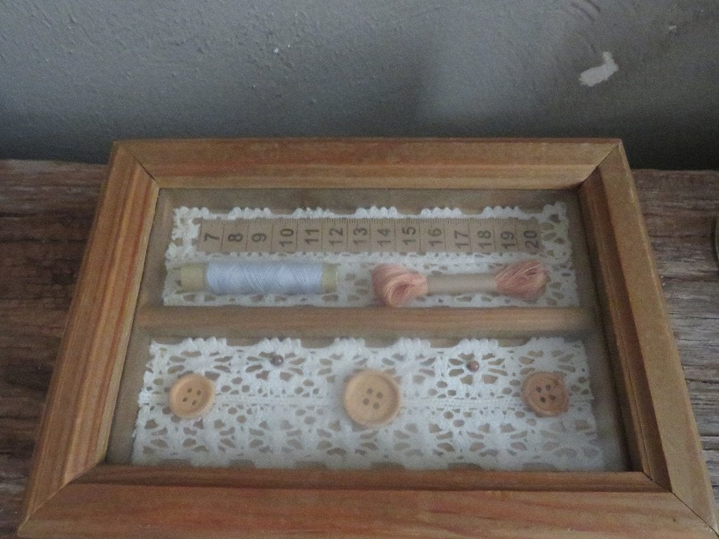 brocante naaigarnituren doos, Ophalen of Verzenden