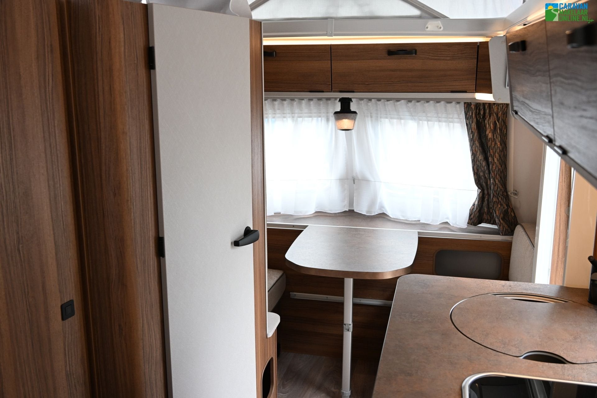 Foto 7 van Eriba Touring Triton 430 Mover Cass.luifel Boiler COMPLEET!