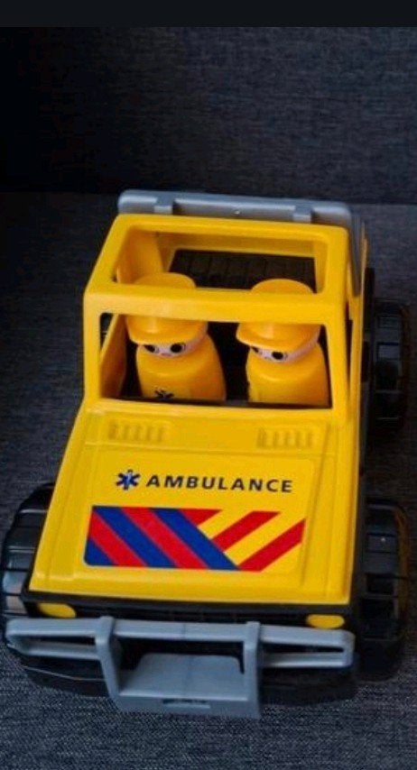 Ambulance speelgoed auto, Ophalen, Zo goed als nieuw