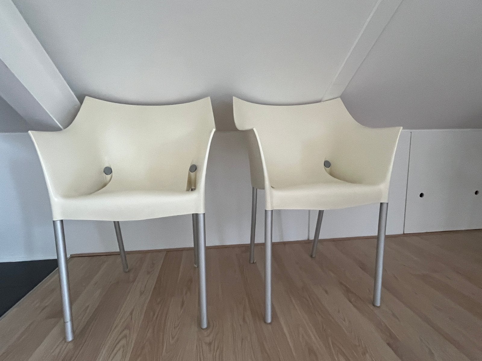 2 Philip Starck stoelen - Crème kunststof met aluminium pote, Ophalen, Kunststof, Twee, Overige kleuren